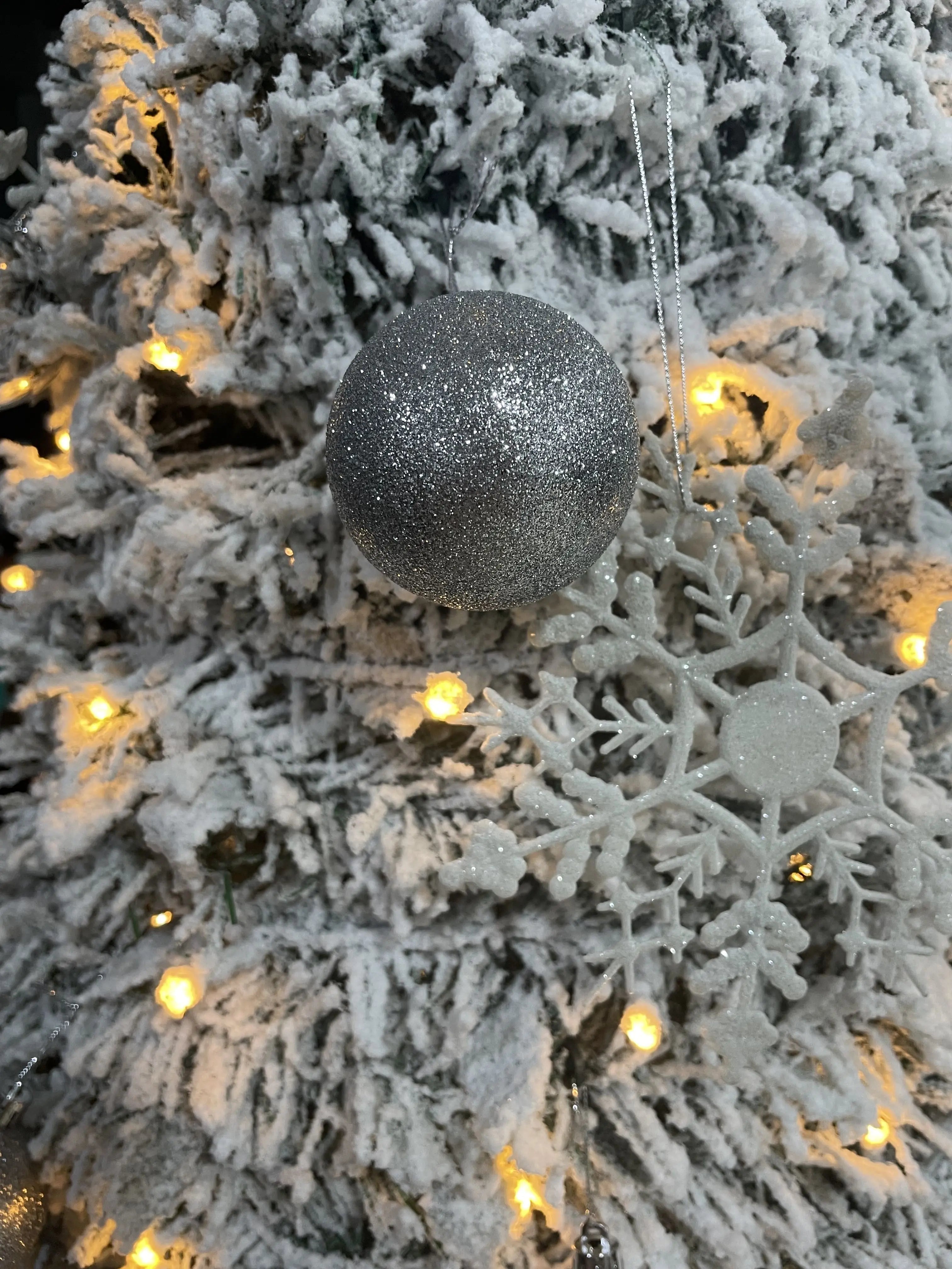 Artificial Folding Christmas Trees 180cm 6ft Luxury Home Flocked Decoration Folding Christmas Trees